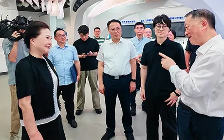 У липні 2025 року голова CPPCC Чень відвідав Sujia Medical